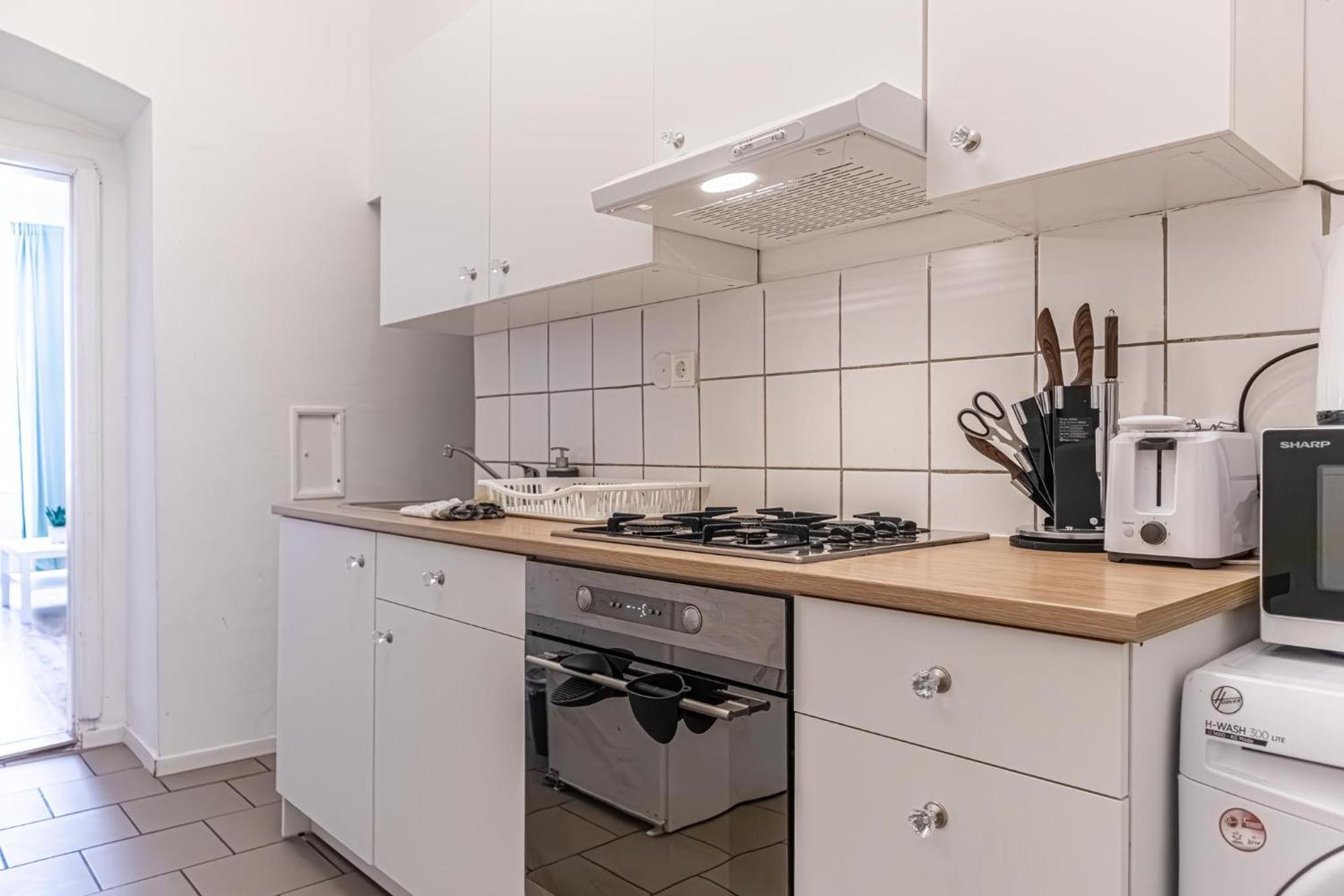 Apartamento Budget-Friendly 2Br Apt With Great Location Viena Exterior foto