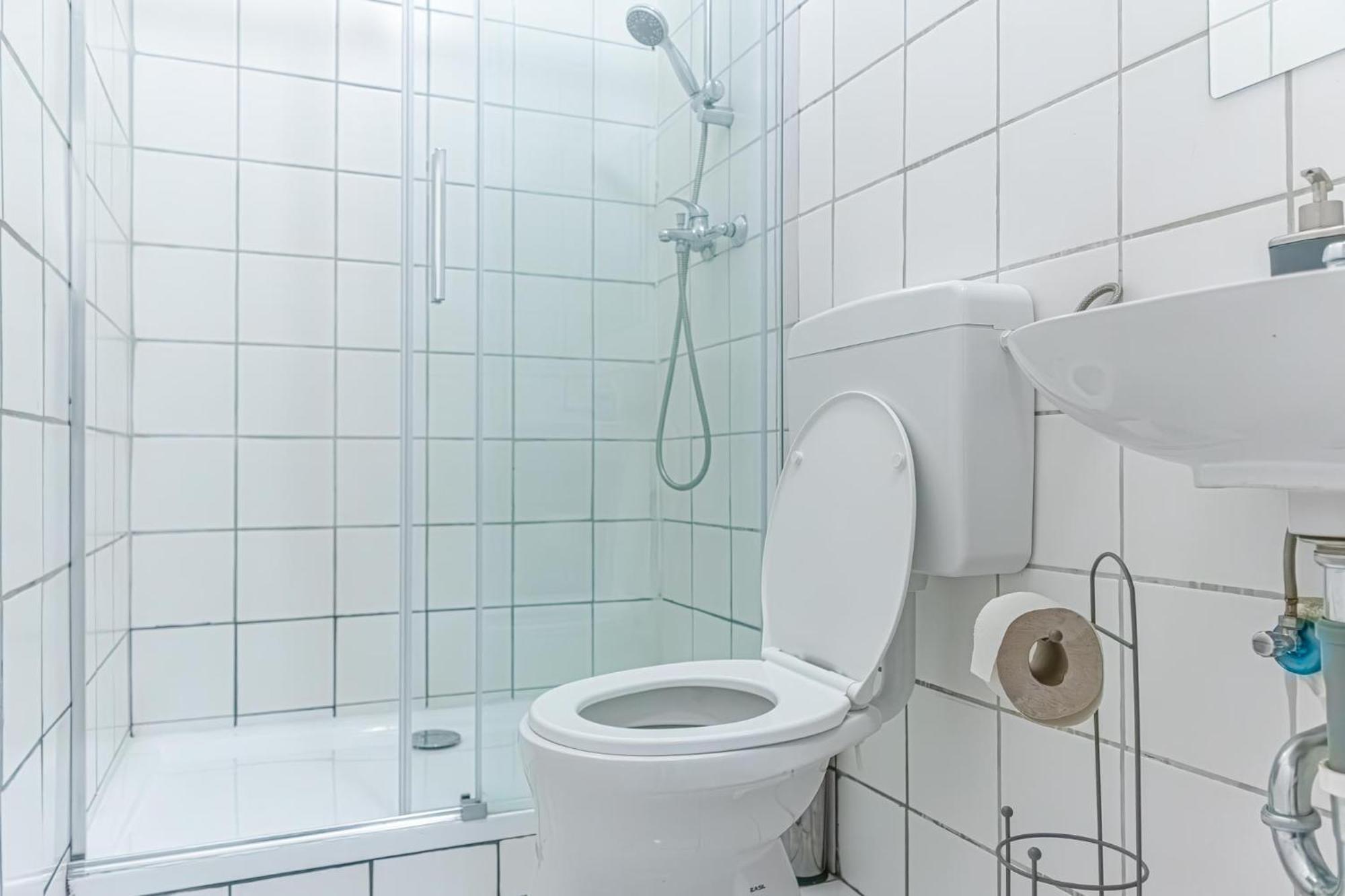 Apartamento Budget-Friendly 2Br Apt With Great Location Viena Exterior foto