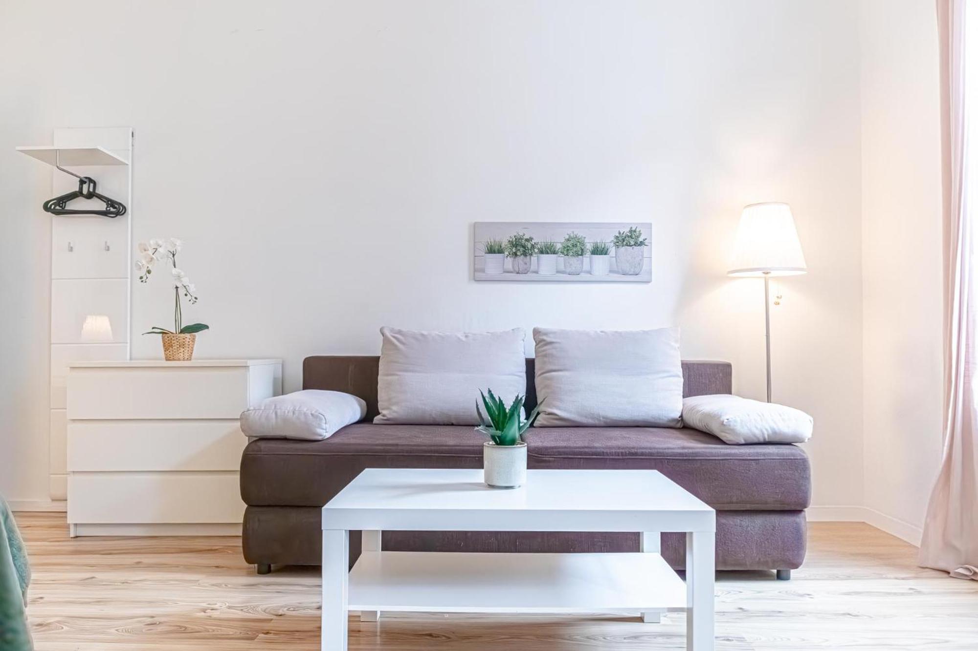 Apartamento Budget-Friendly 2Br Apt With Great Location Viena Exterior foto
